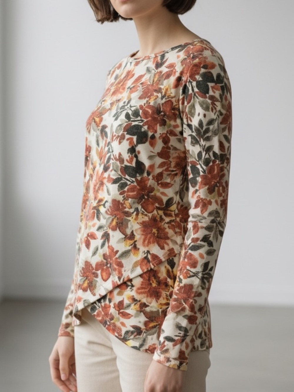 NWT, AGB, Fall Tunic Pullover Tan, Orange Floral‎ Top, Scalloped Front Bottom XL